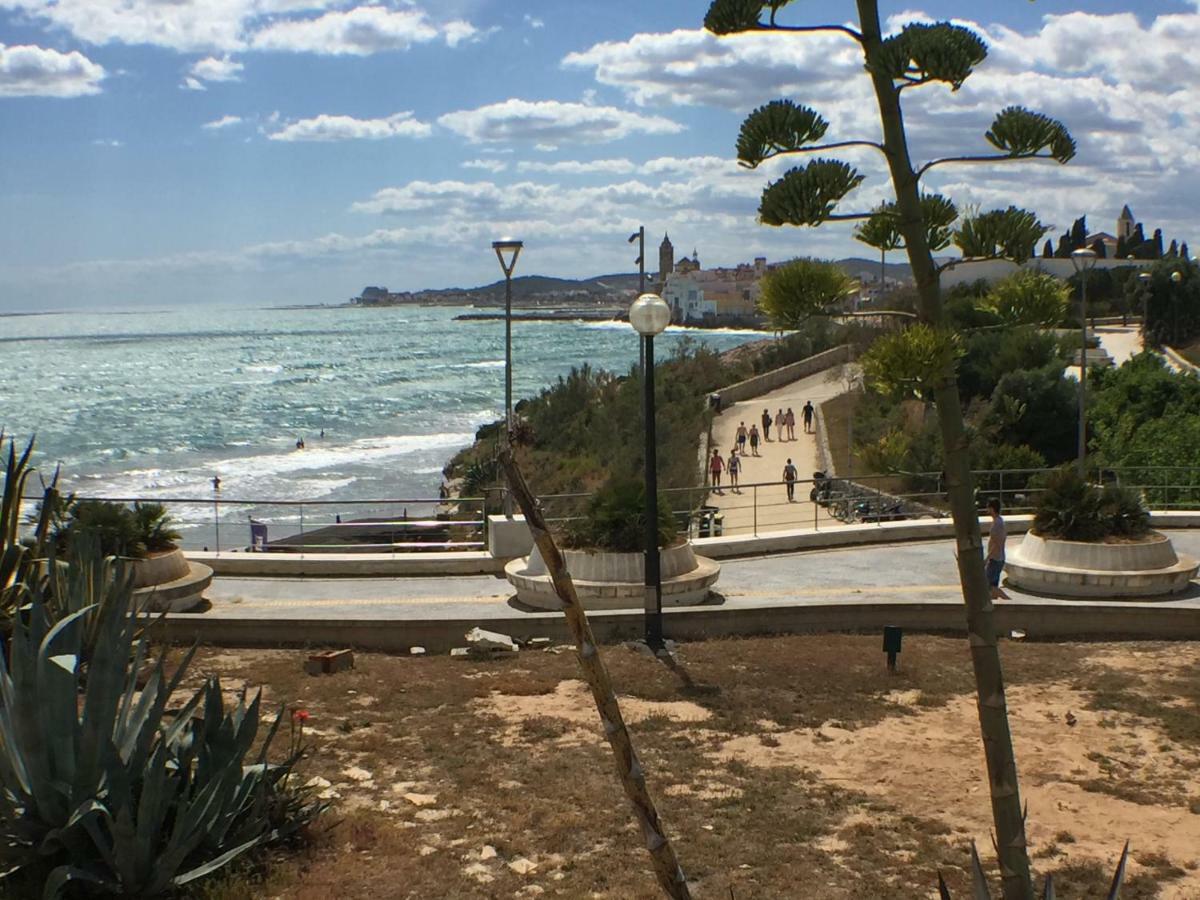 Casa Balmins Sitges Bed and Breakfast Esterno foto