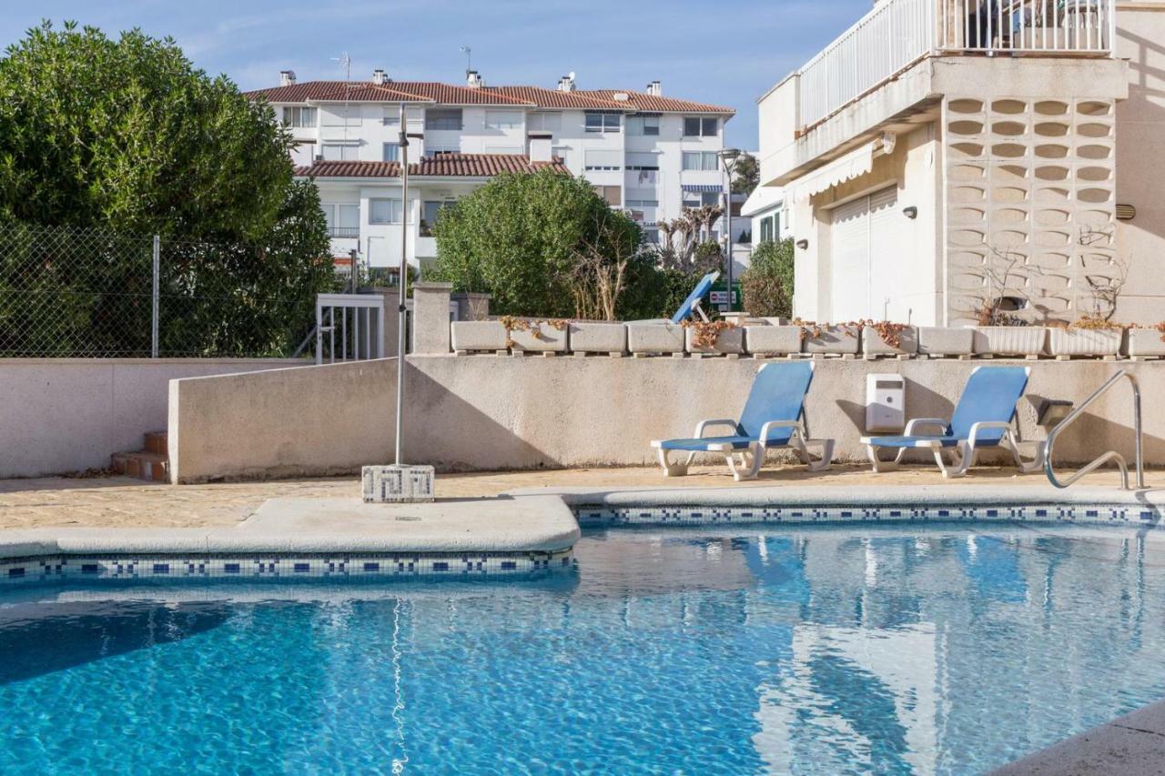 Casa Balmins Sitges Bed and Breakfast Esterno foto